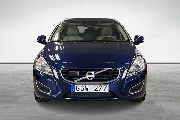 Volvo V60 2012 photo 4