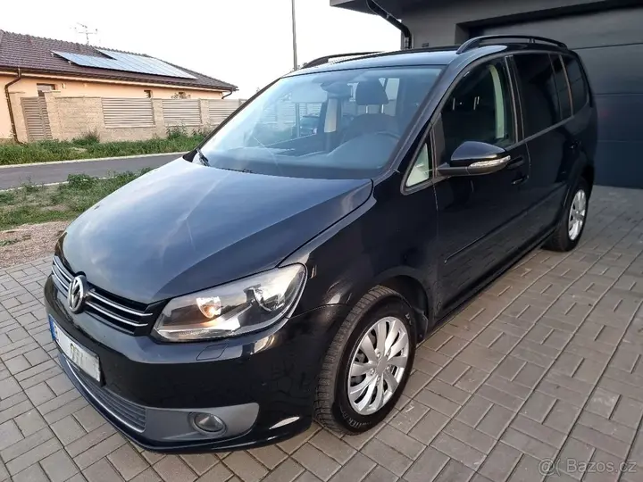 Volkswagen Touran 2023 photo 4
