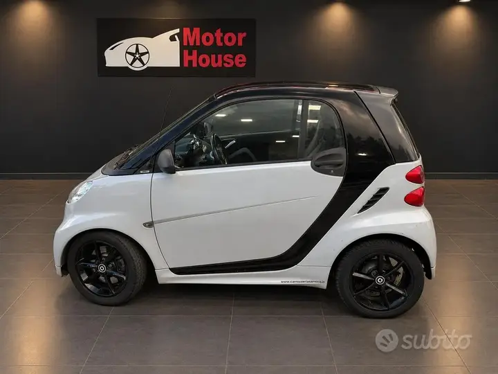 Smart Fortwo 2012 photo 5