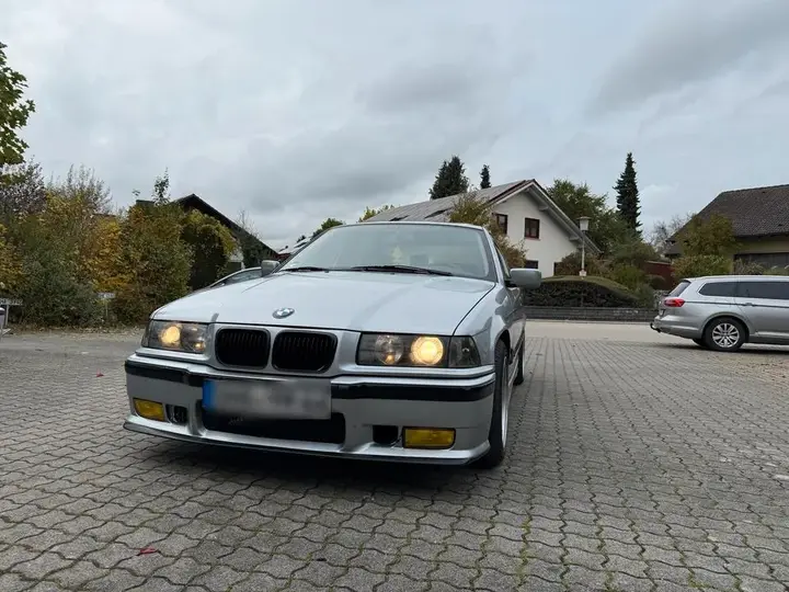 BMW E36