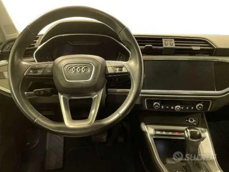 Audi Q3 2021 photo 4
