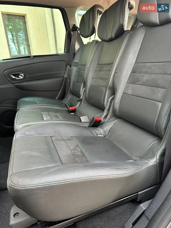 Renault Grand Scenic 2015 photo 4