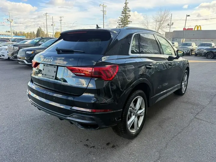 Audi Q3 2019 photo 5