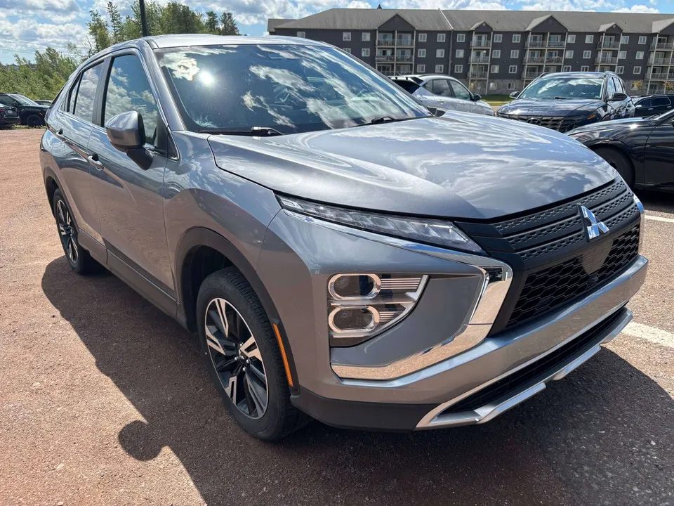 Mitsubishi Eclipse Cross 2025 photo 3