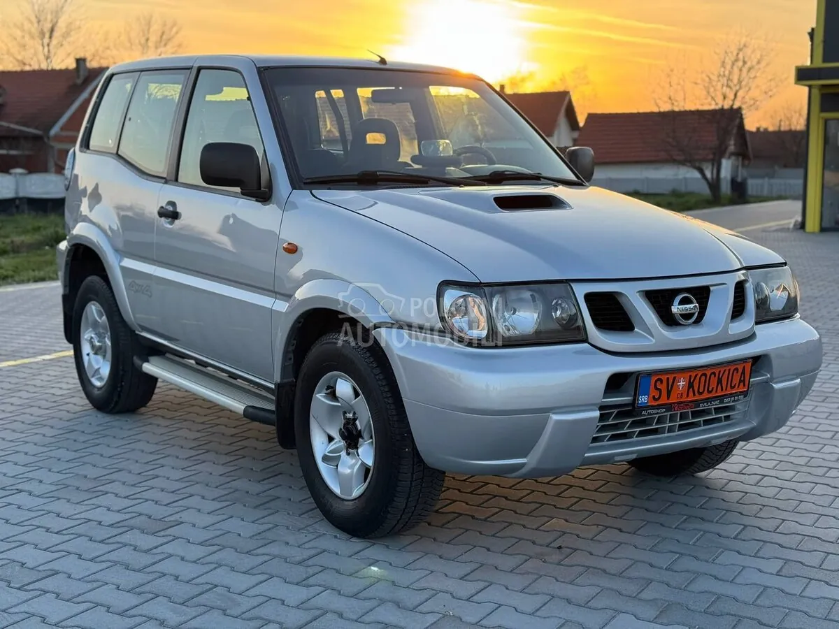 Nissan Terrano 2002 photo 3