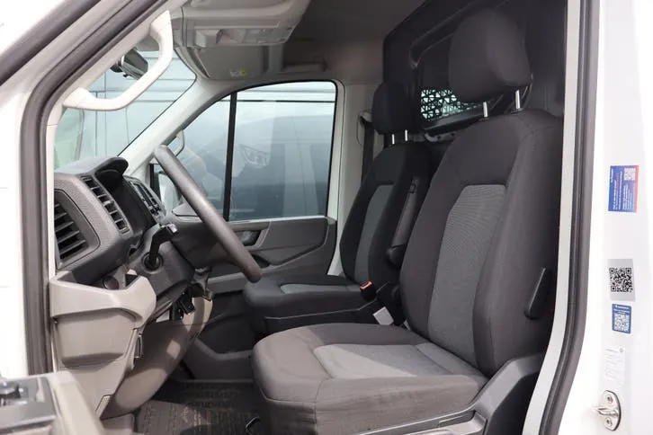 Volkswagen Crafter 2019 photo 2