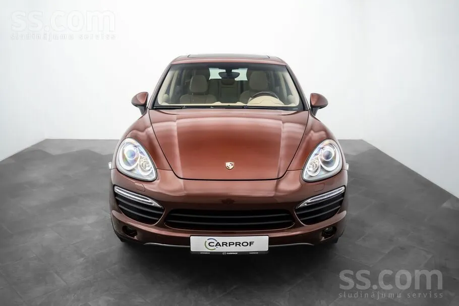 Porsche Cayenne 2010 photo 4