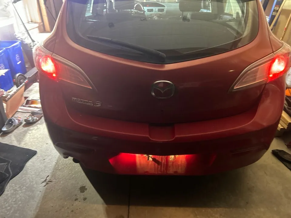 Mazda 3 2010 photo 4