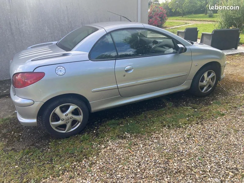 Peugeot 206 2005 photo 2