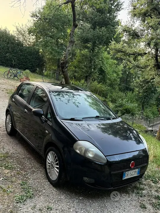 Fiat Grande Punto 2008 photo 4