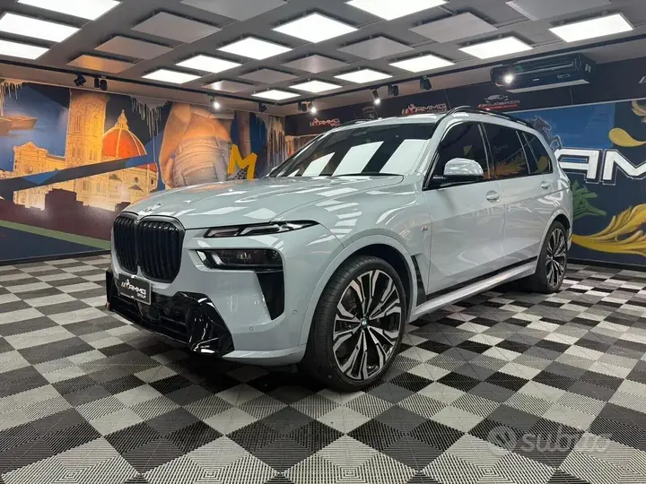 BMW X7