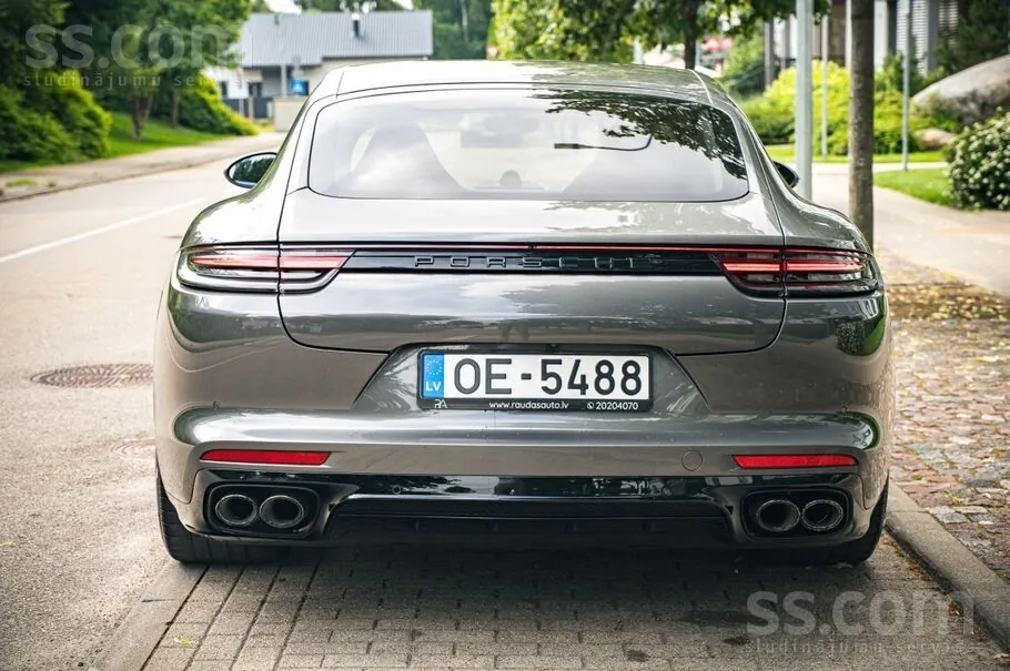 Porsche Panamera 2017 photo 5