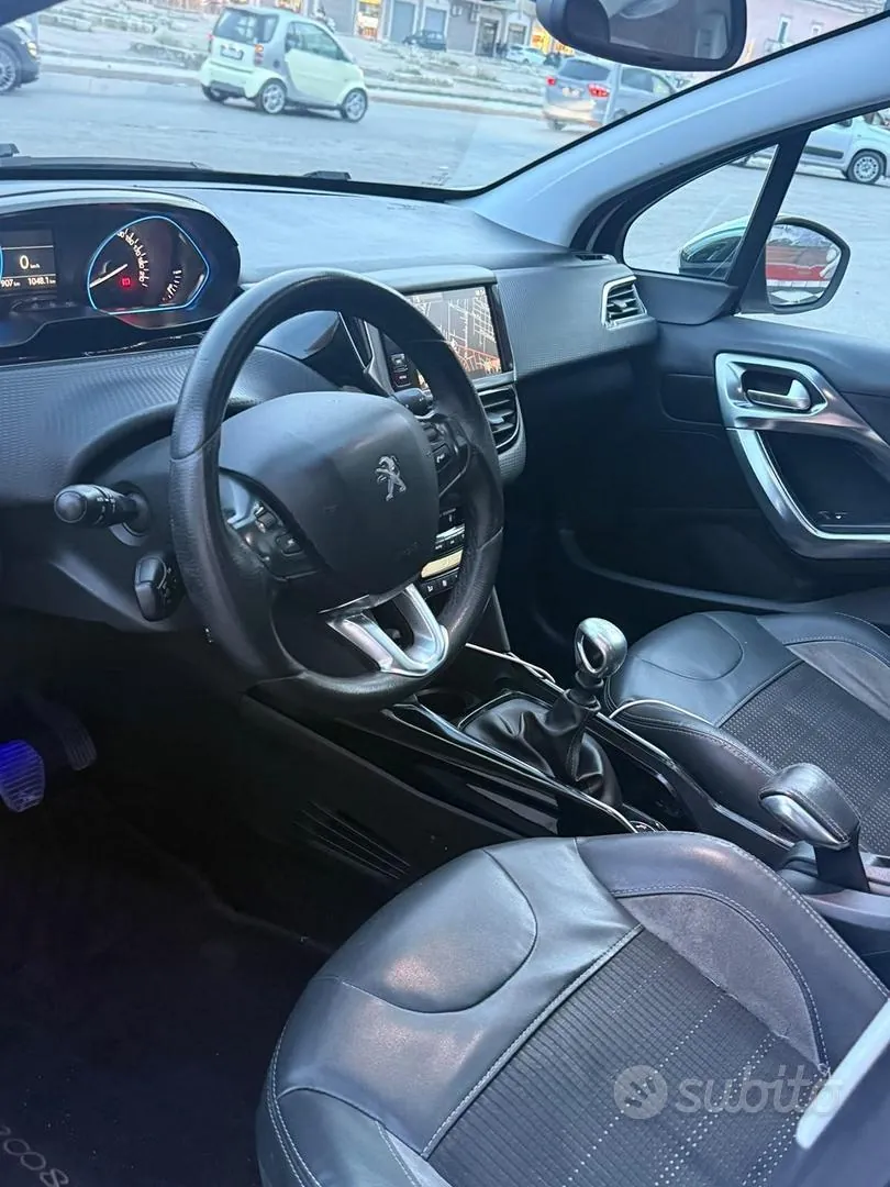 Peugeot 2008 2016 photo 4