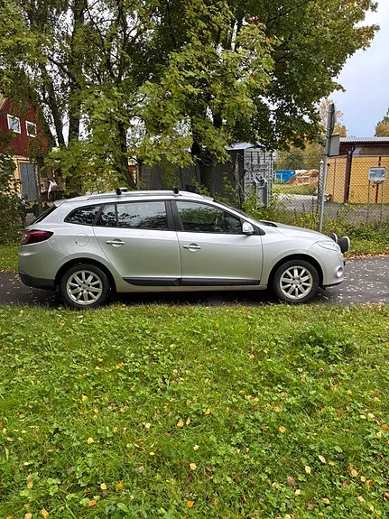 Renault Megane Iii 2012 photo 4