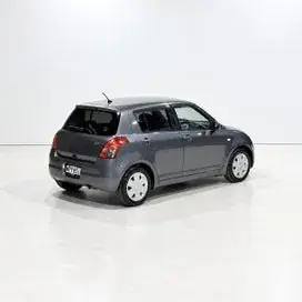 Suzuki Swift 2010 photo 3