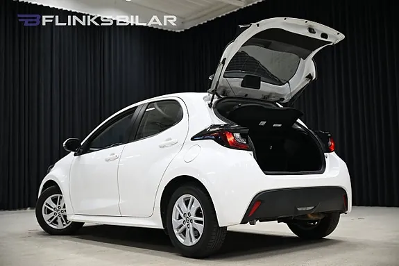 Toyota Yaris 2023 photo 4