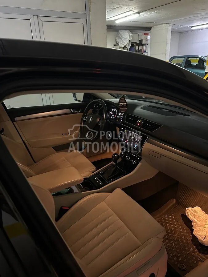 Skoda Superb 2017 photo 5