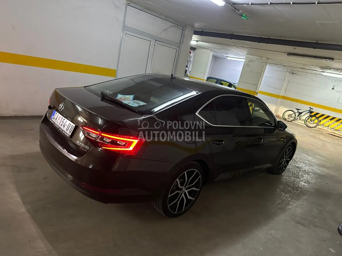 Skoda Superb 2017 photo 3