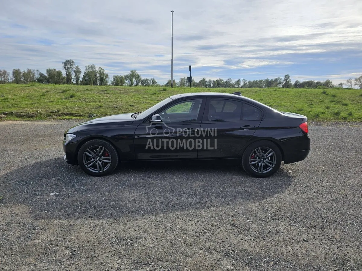 BMW 318 2013 photo 3