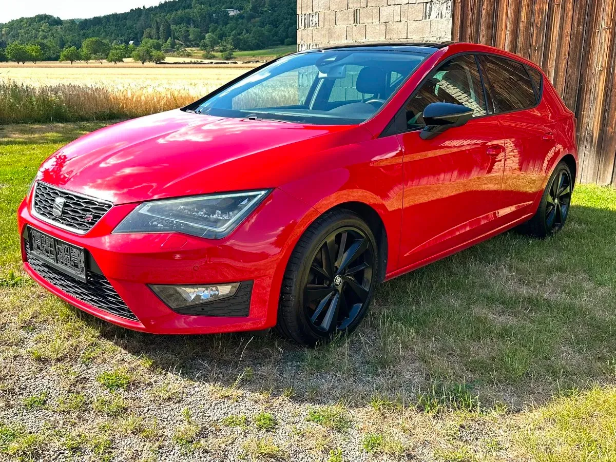 Seat Leon 2013 photo 2