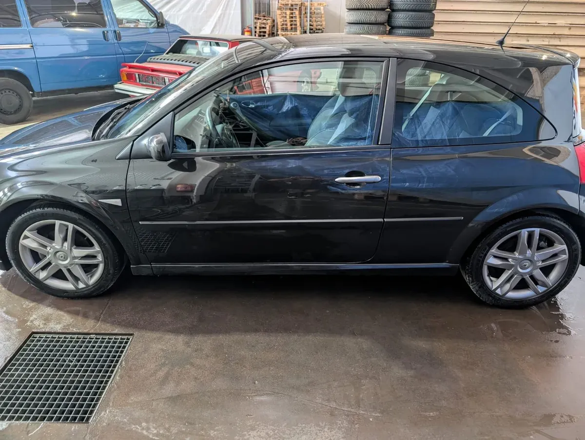 Renault Megane 2007 photo 2