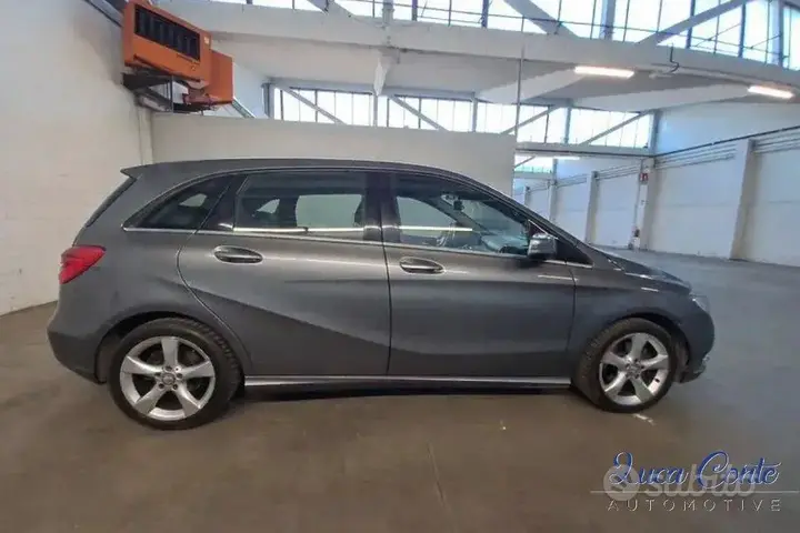 Mercedes-Benz B 180 2013 photo 5