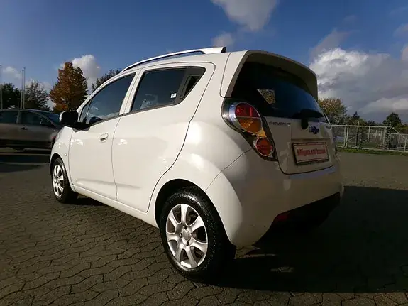 Chevrolet Spark 2012 photo 4