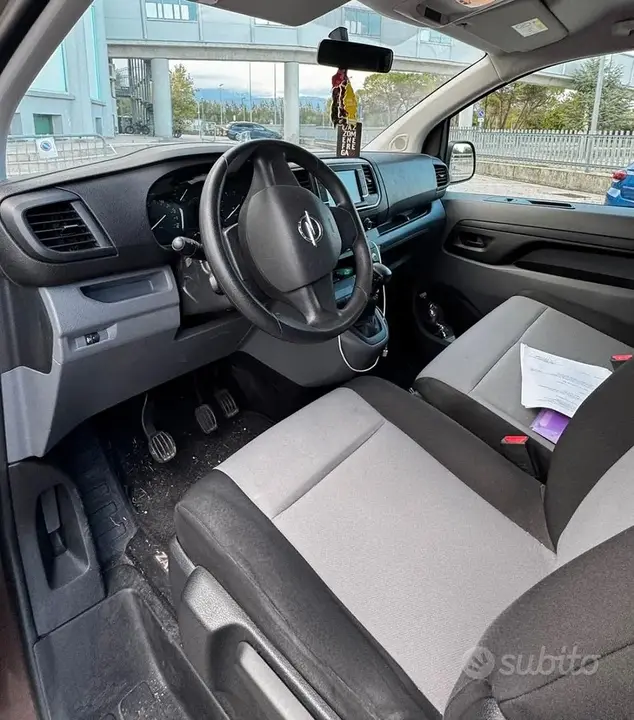 Opel Vivaro 2021 photo 5