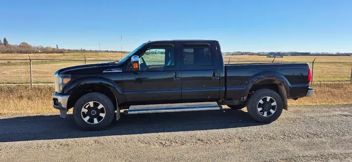 Ford F350 2011 photo 2