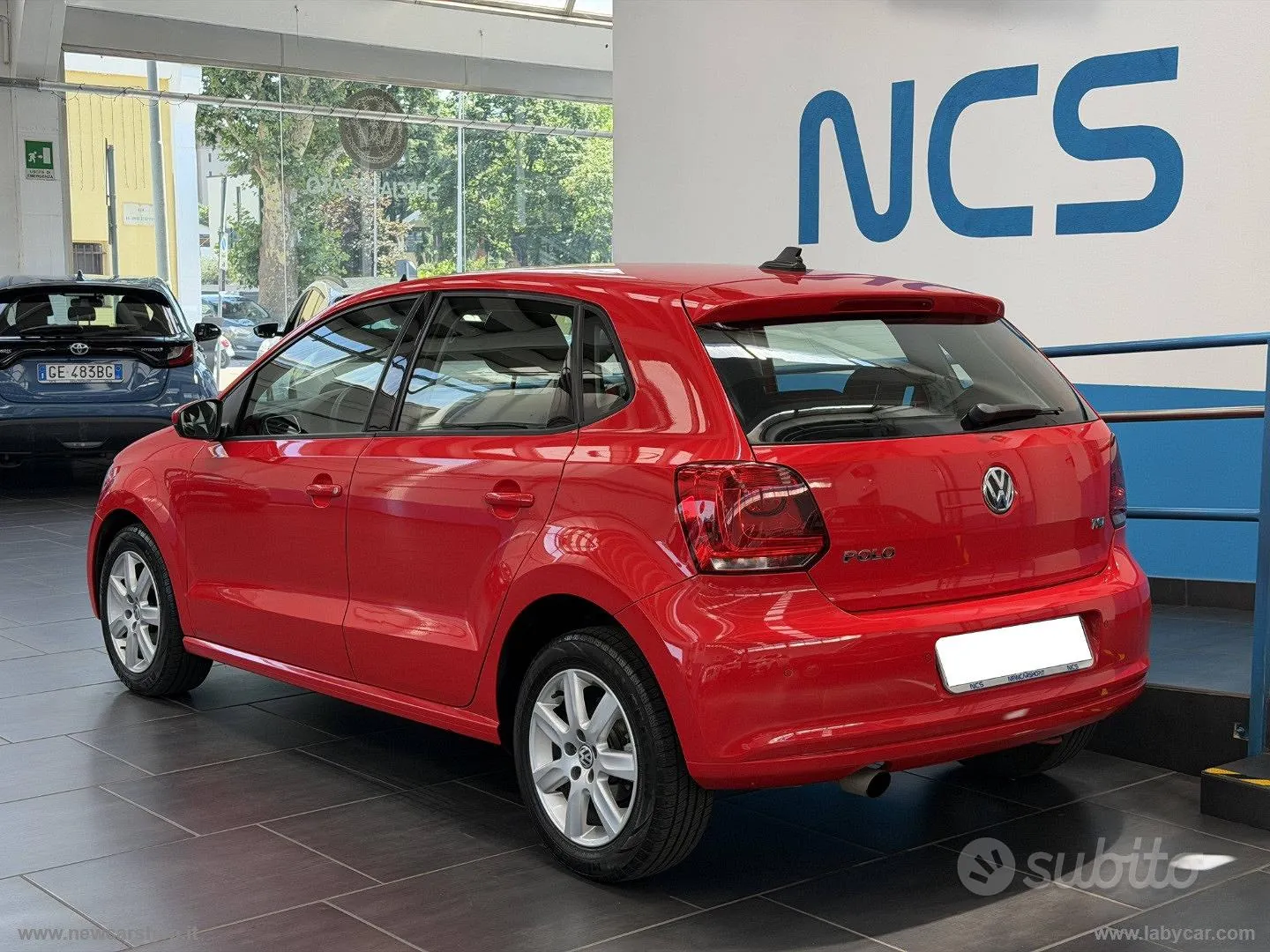Volkswagen Polo 2011 photo 2