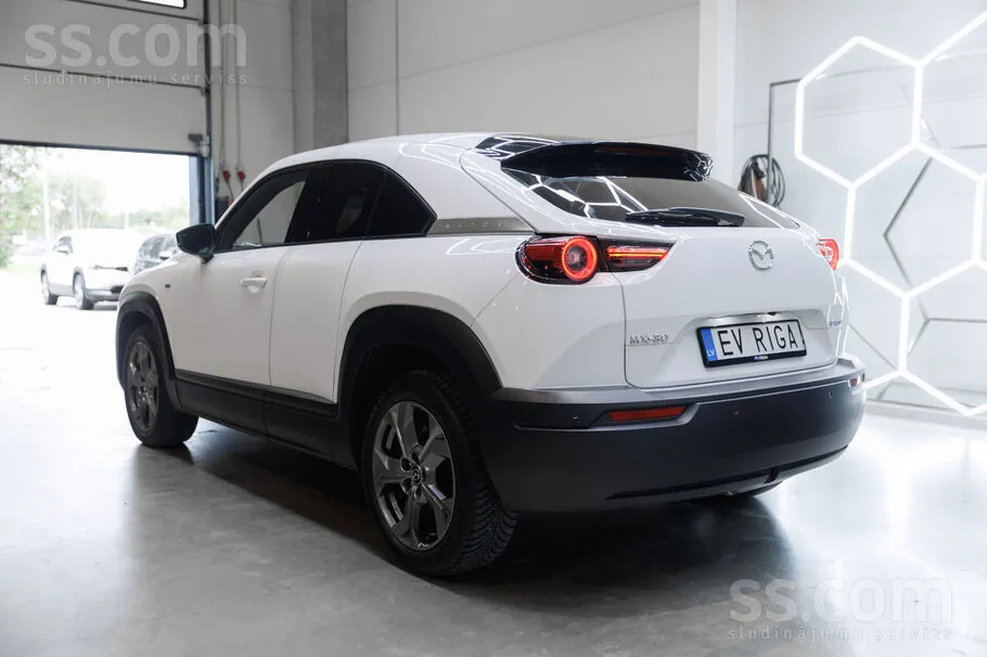 Mazda Mx-30 2023 photo 5