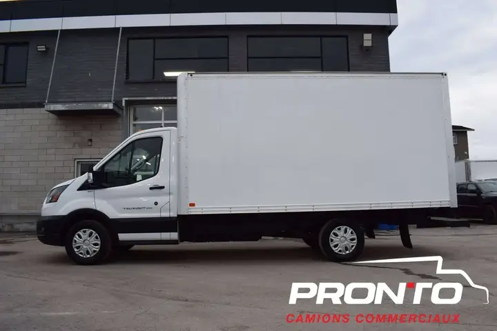 Ford Transit 2023 photo 4