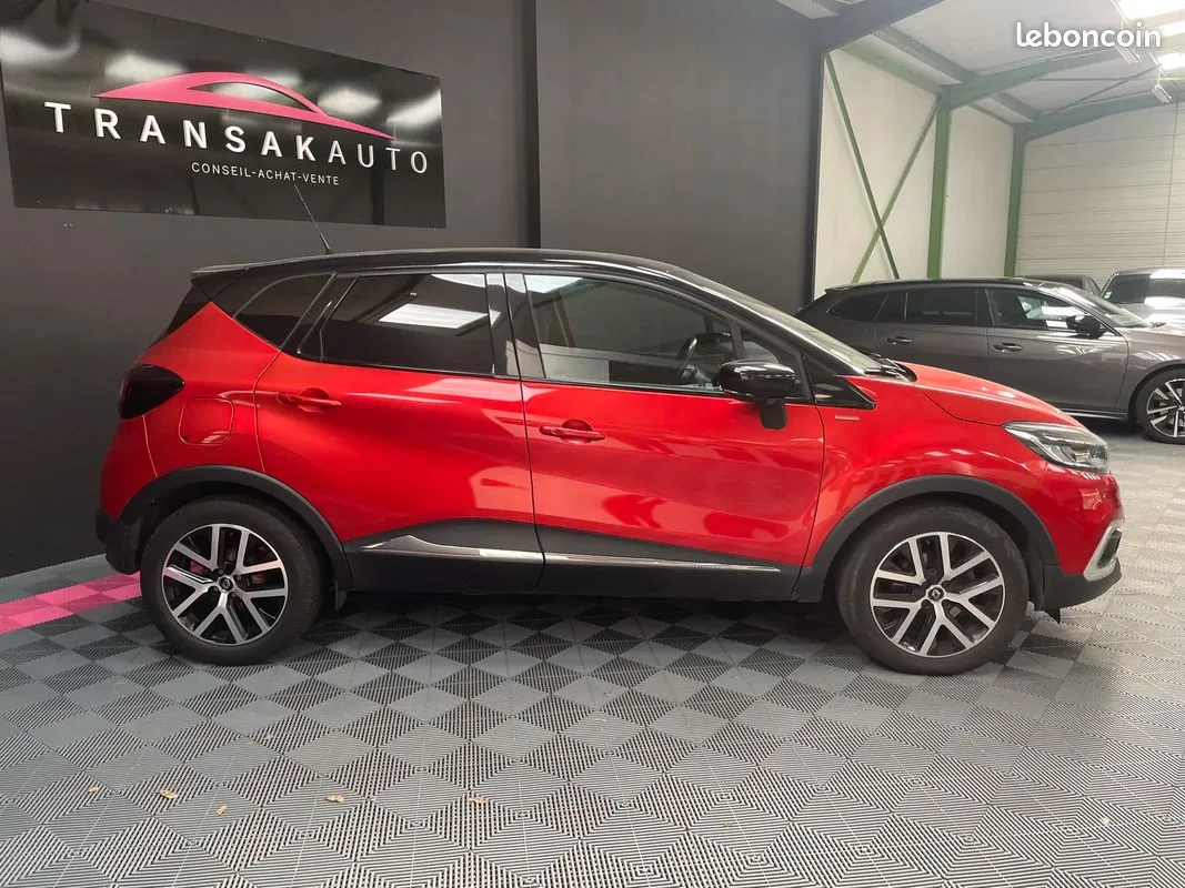 Renault Captur 2019 photo 2