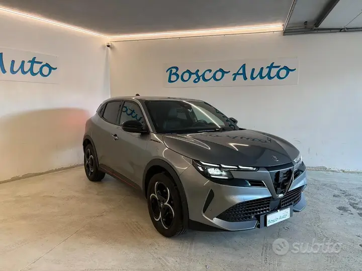 Alfa Romeo Junior 2025 photo 2