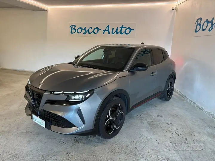 Alfa Romeo Junior 2025 photo 3