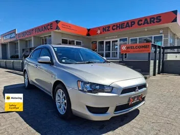 Mitsubishi Galant 2014 photo 2