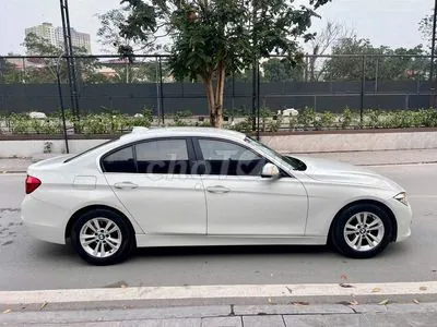 BMW 3 Series 2016 photo 2