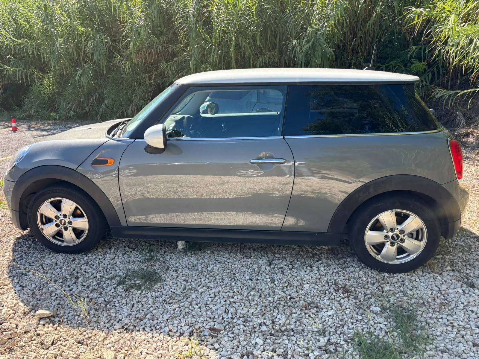 Mini Cooper D 2016 photo 3