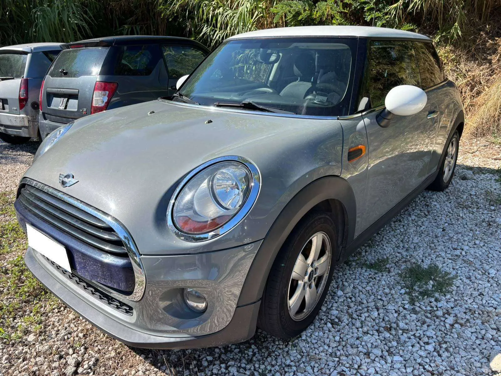Mini Cooper D 2016 photo 2