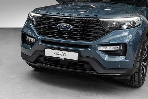 Ford Explorer 2021 photo 2