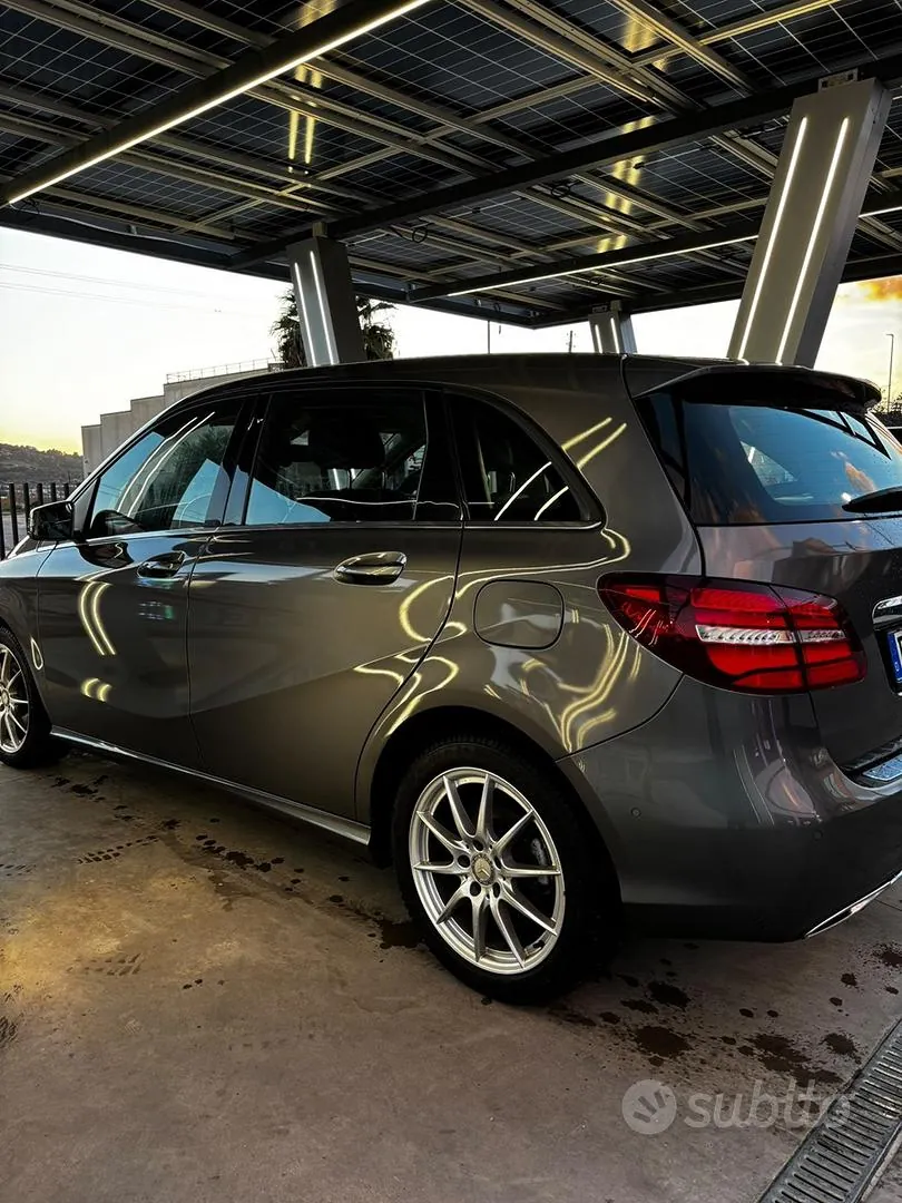 Mercedes-Benz B-Class 2016 photo 3