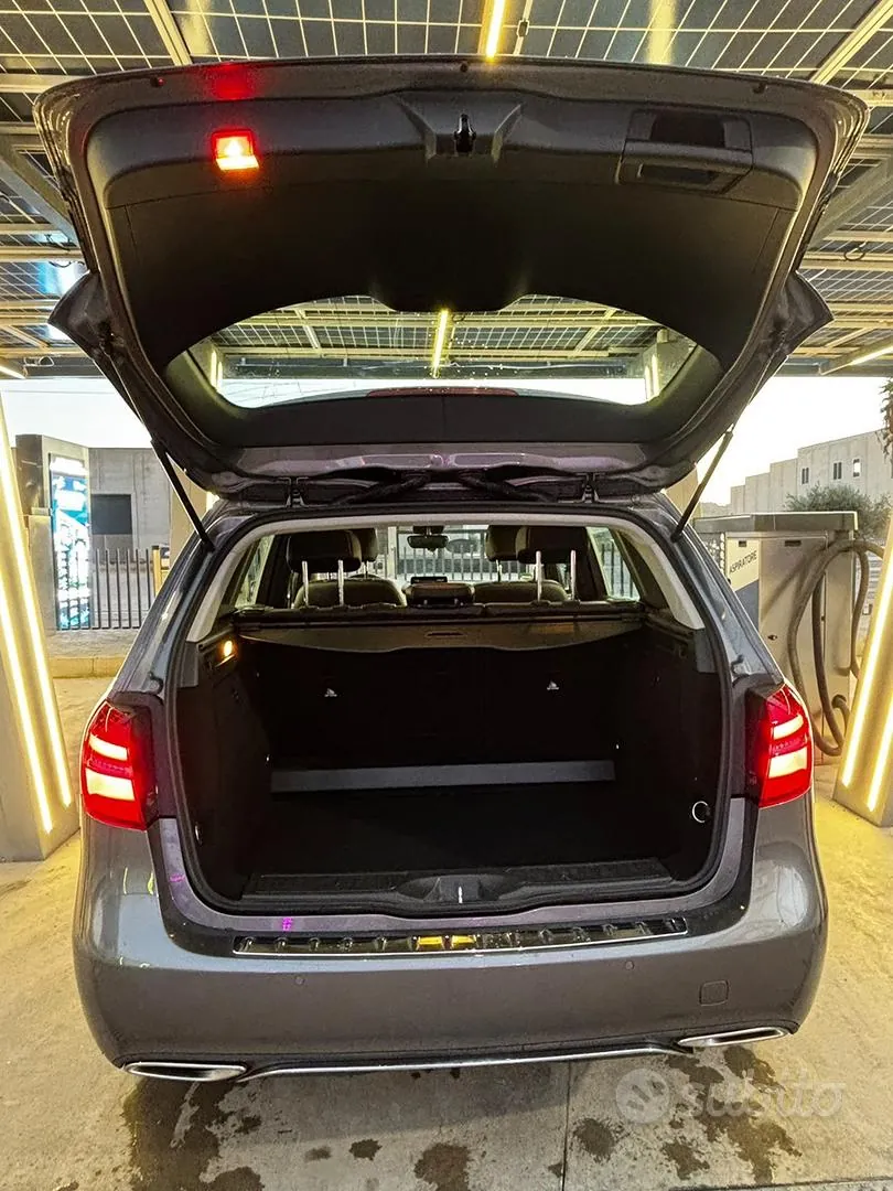 Mercedes-Benz B-Class 2016 photo 4