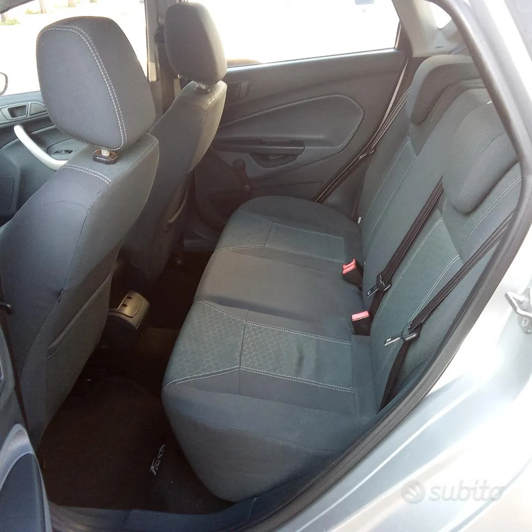 Ford Fiesta 2009 photo 4