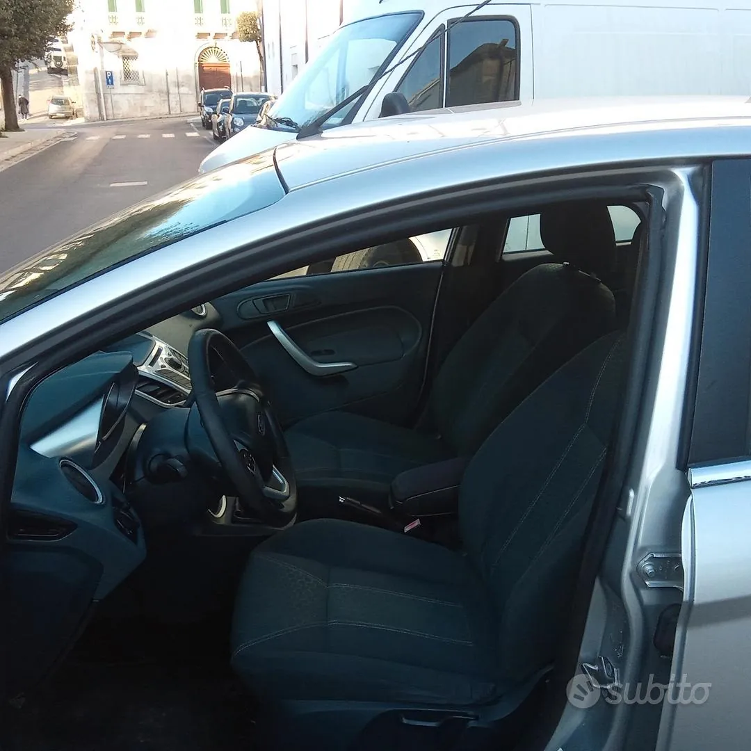 Ford Fiesta 2009 photo 5