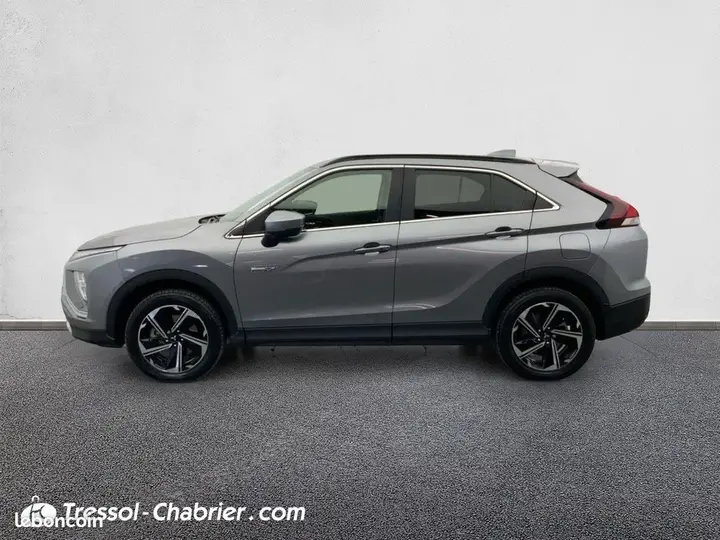 Mitsubishi Eclipse Cross 2021 photo 2