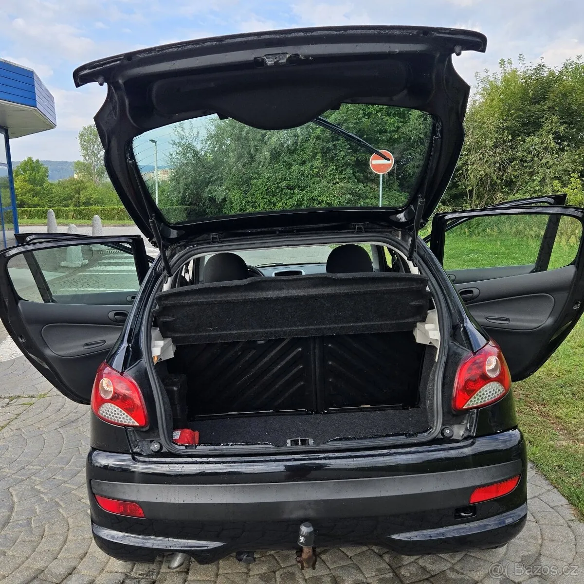 Peugeot 206 2012 photo 5