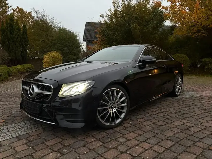 Mercedes-Benz E300