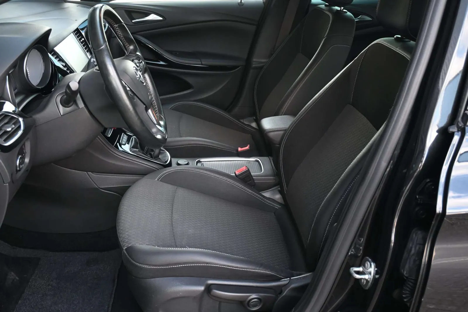Opel Astra 2016 photo 4