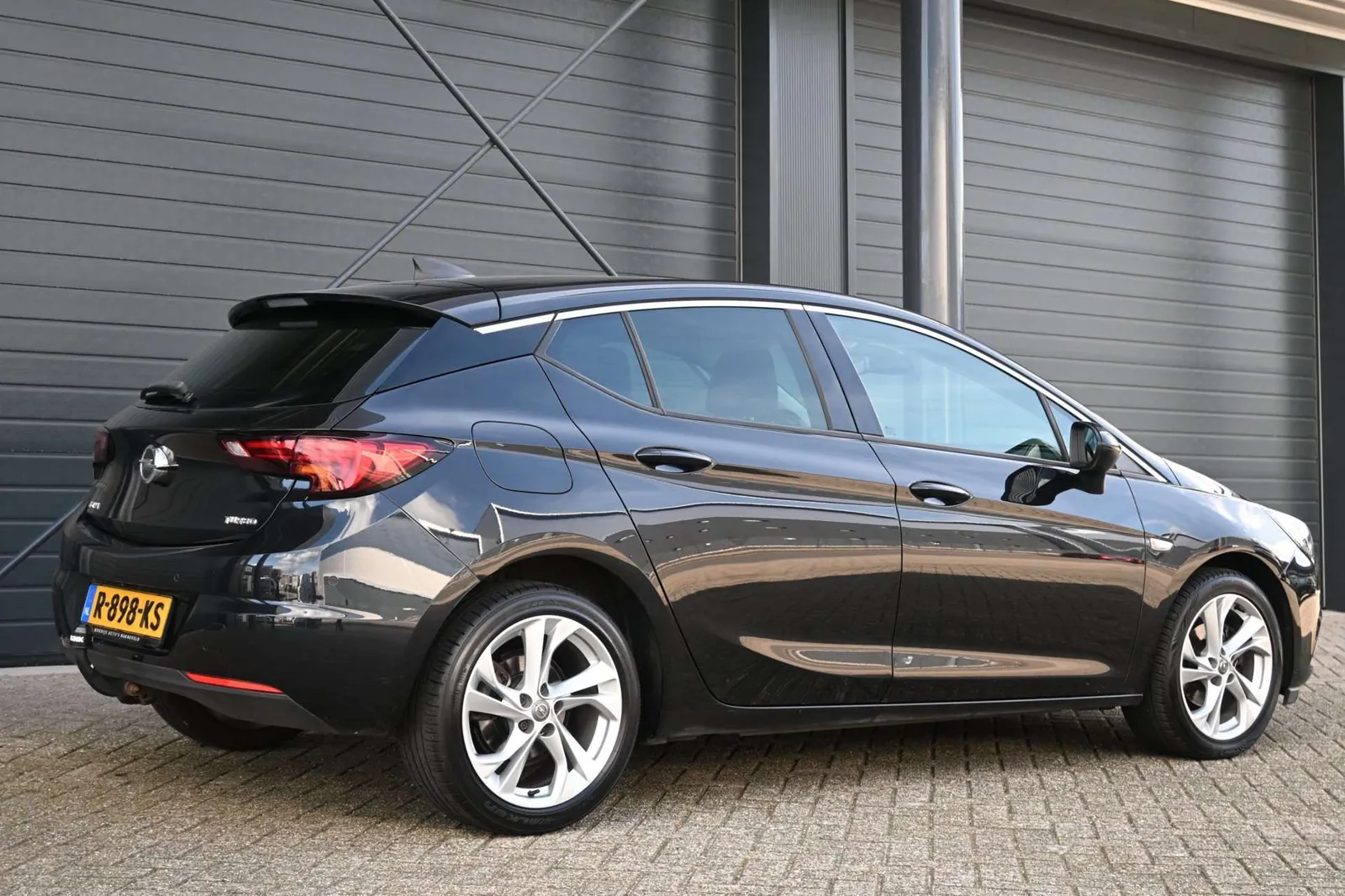 Opel Astra 2016 photo 2