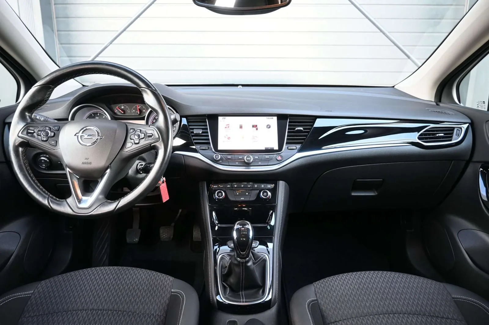 Opel Astra 2016 photo 3